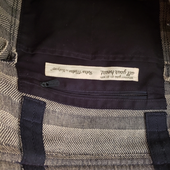 Thirty One - Picture 3 of 4